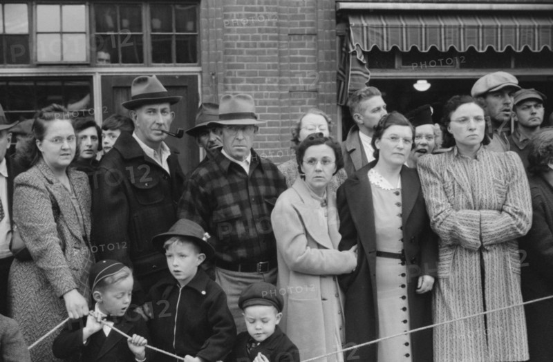 Spectators at Annual Barrel Rolling Contest, Presque Isle, Maine, USA, Jack Delano for Farm Security Administration, October 1940