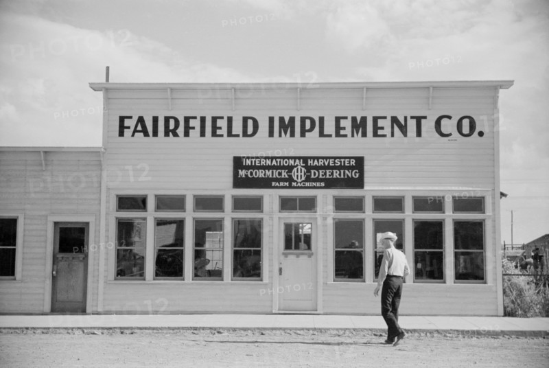 Farm Machinery Store, Fairfield, Montana, USA, Arthur Rothstein for Farm Security Administration (FSA), August 1939