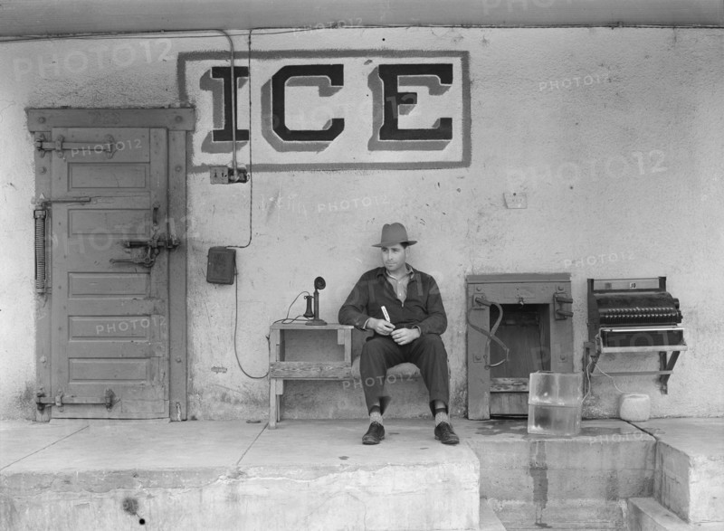 Man Selling Ice, Harligen, Texas, USA, Russell Lee, February 1939