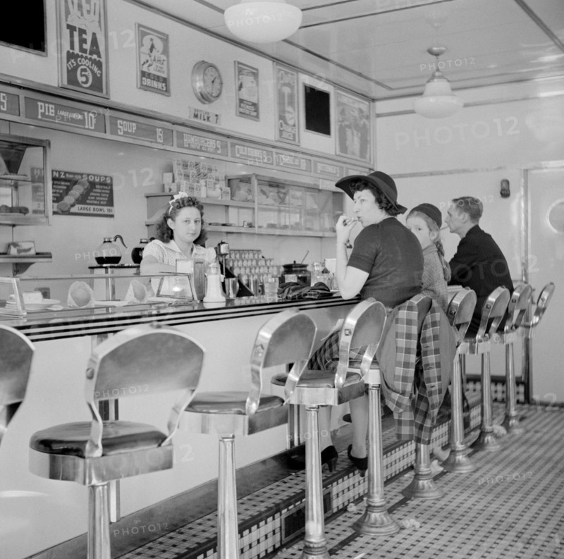 Patrons eating Lunch at Counter in Diner, Amsterdam, New York, USA, John Collier for Office of War Information, October 1941