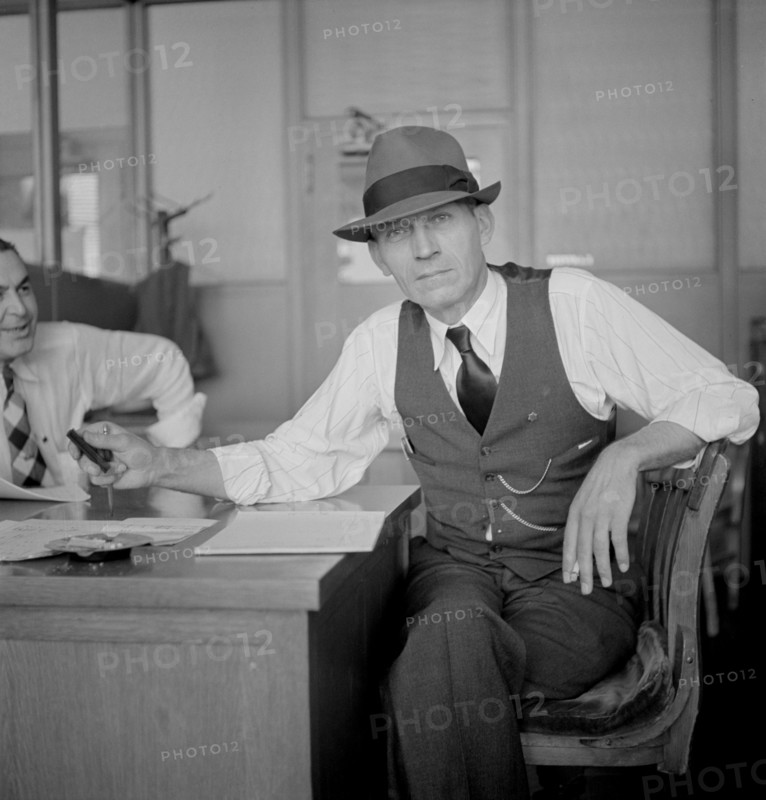 Veteran War Worker at Chrysler Corporation Dodge Army Truck Plant, Detroit, Michigan, USA, Arthur S. Siegel for Office of War Information, August 1942