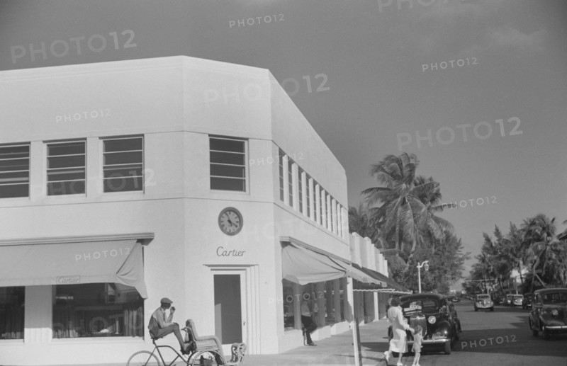 Street Corner, Palm Beach, Florida, USA, Marion Post Wolcott for Farm Security Administration, March 1939