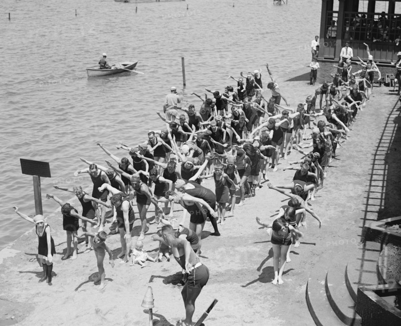 Swimming Lessons at Bathing Beach, Washington DC, USA, National Photo Company, July 1922