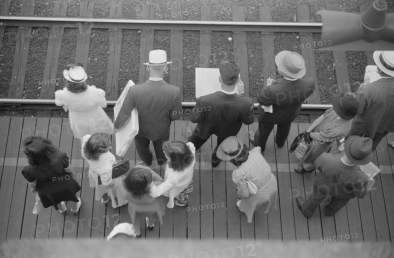 Commuters Waiting for South-Bound Train, High Angle View, Chicago, Illinois, USA, John Vachon for Farm Security Administration, July 1941