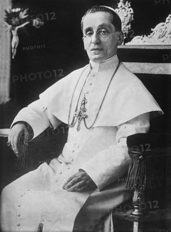 Pope Benedict XV, Seated Portrait, Bain News Service, 1915