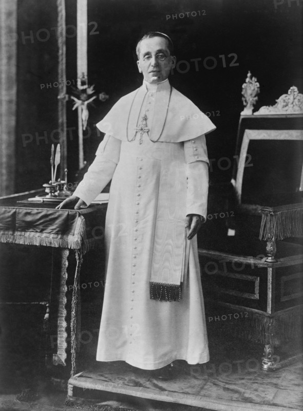 Pope Benedict XV, Standing Portrait, Bain News Service, 1915