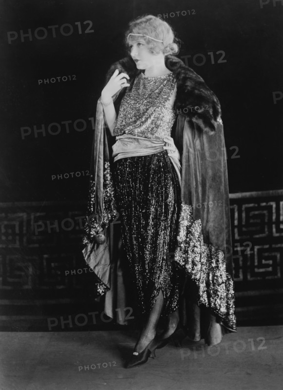 Actress Alice Lake, Fashion Portrait, Bain News Service, 1921