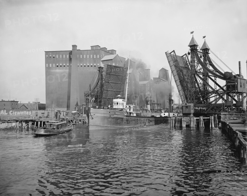 Steamship Passing Through Drawbridge, Buffalo, New York, USA, Detroit Publishing Company, 1900