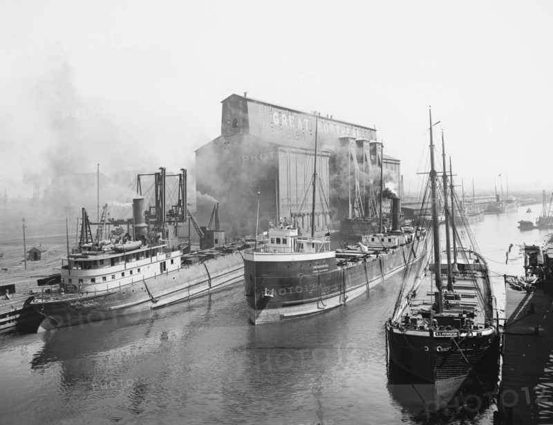 Great Northern Elevator and Cargo Ships, Buffalo, New York, USA, Detroit Publishing Company, 1900