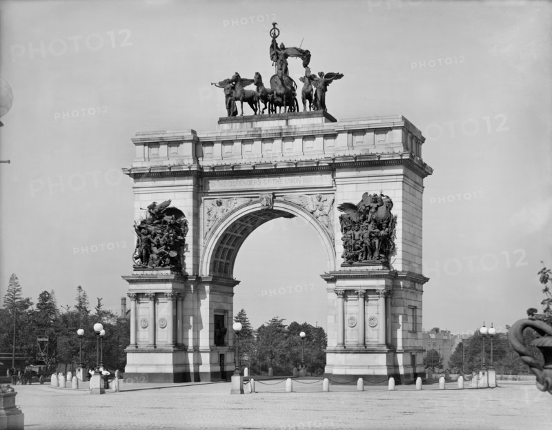 Soldiers' and Sailors' Memorial Arch, Brooklyn, New York, USA, Detroit Publishing Company, 1900