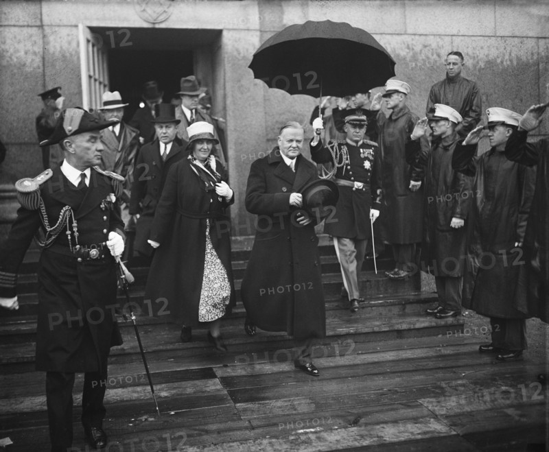 President Herbert Hoover and Wife, Lou Henry Hoover, Portrait in Rain, Washington DC, USA, Harris & Ewing, 1932