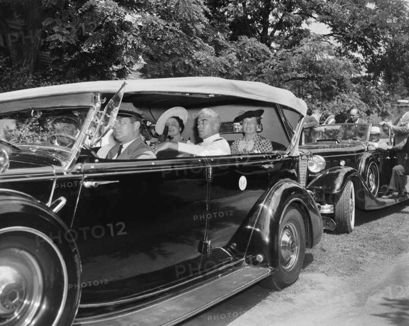 Queen Elizabeth, First Lady Eleanor Roosevelt, in Automobile, Washington DC, USA, Harris & Ewing, June 1939