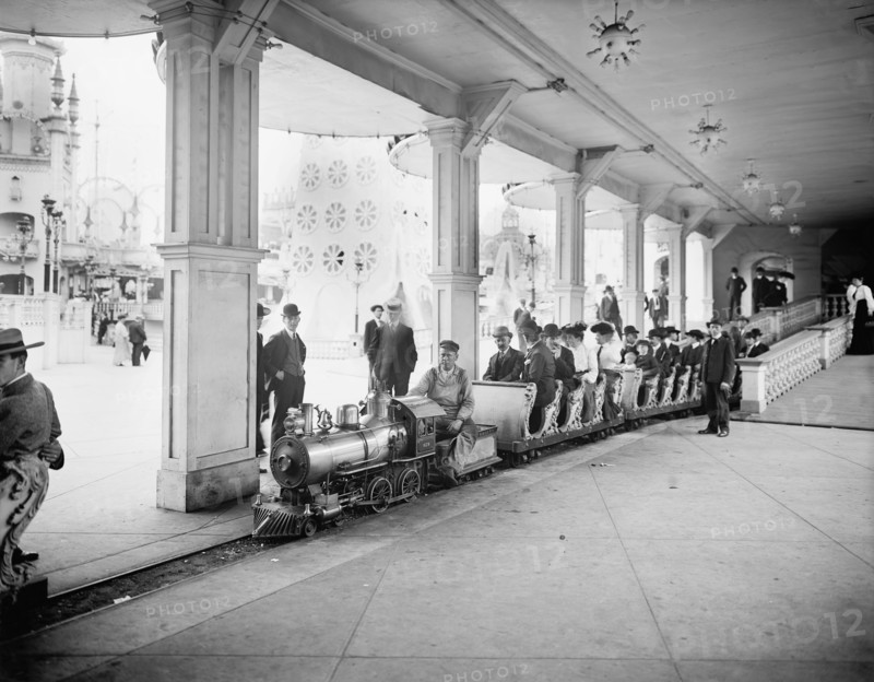 Miniature Railway, Luna Park, Coney Island, New York, USA, Detroit Publishing Company, 1905