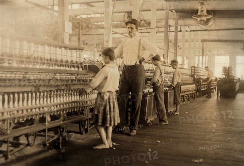 Young Spinners with Supervisor in Yarn Mill, Yazoo City, Mississippi, USA, Lewis Hine for National Child Labor Committee, May 1911