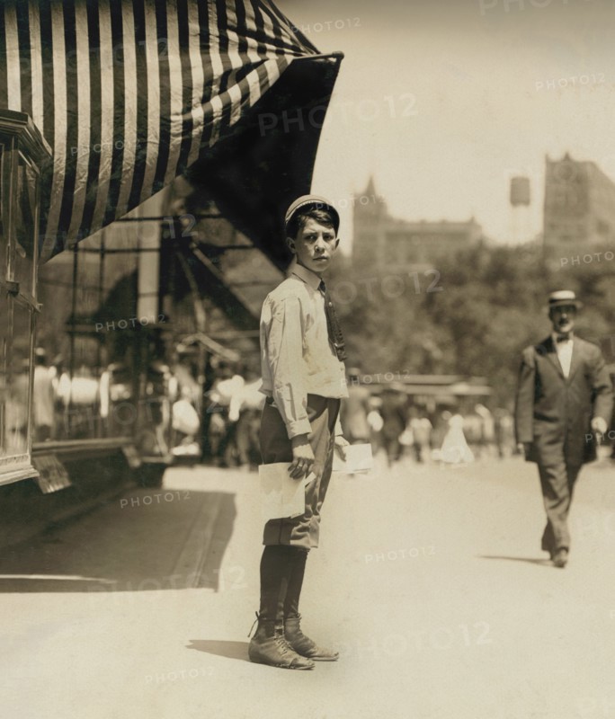 Messenger, Full-Length Portrait, Broadway, New York City, New York, USA, Lewis Hine for National Child Labor Committee, July 1910