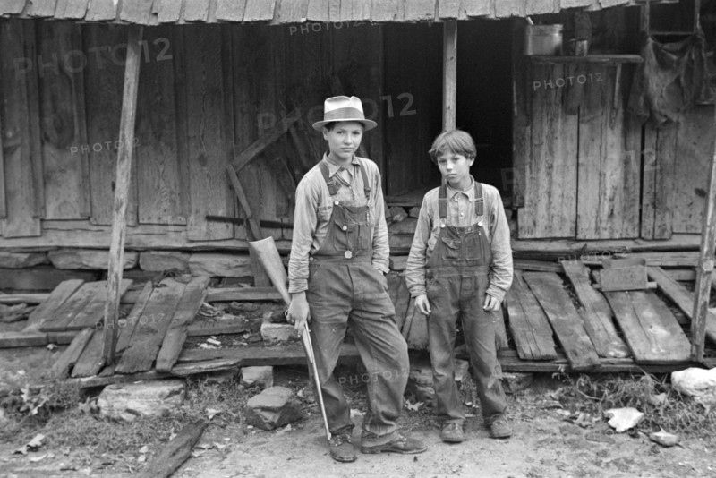 Children of Sam Nichols, Tenant Farmer, Arkansas, USA, Ben Shahn for U.S. Resettlement Administration, October 1935