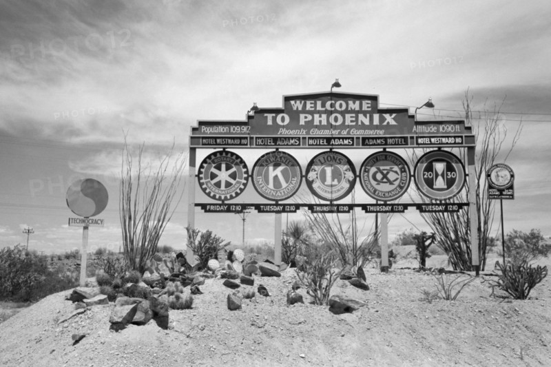 Sign, Welcome to Phoenix, Phoenix, Arizona, USA, Russell Lee, Farm Security Administration, May 1940