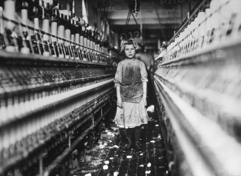 Young Girl Working in Spinning Room of Cotton Mill, Augusta, Georgia, USA, 1909