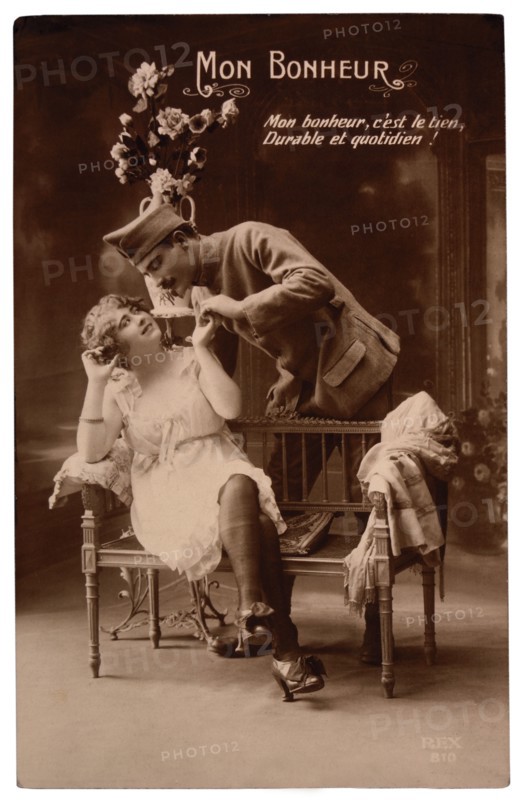 World War I French Poster, A French Soldier and his Sweetheart, Mon Bonheur, circa 1914