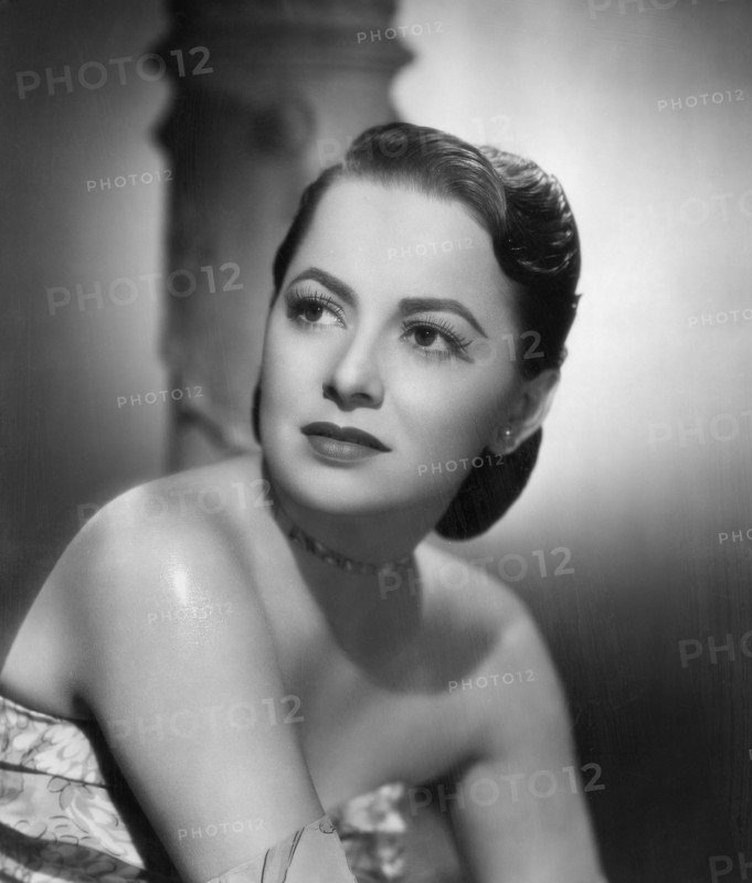 Olivia de Havilland, Studio Portrait, 1945