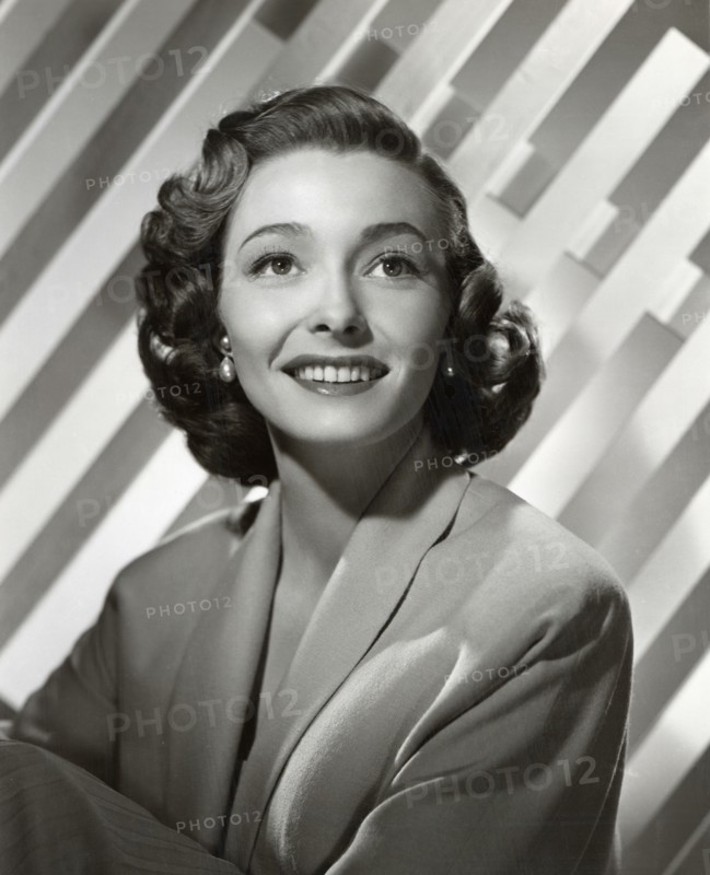 Patricia Neal, Portrait, 1952