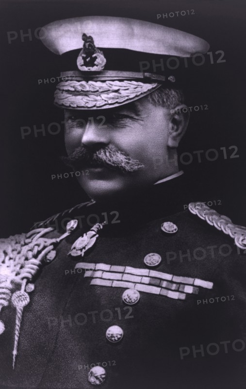 Horatio Herbert Kitchener, 1st Earl Kitchener (1850-196), British Field Marshall, Portrait, 1914