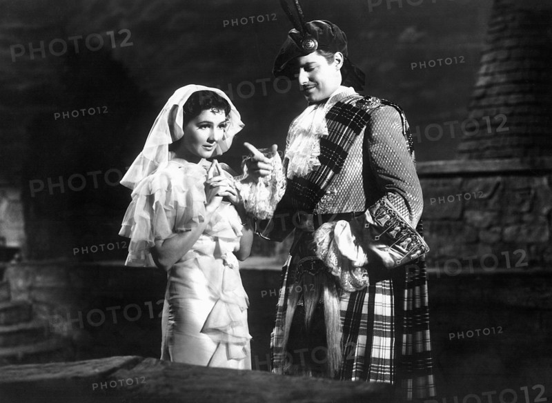 Jean Parker, Robert Donat, on-set of the Film, "The Ghost Goes West", 1935