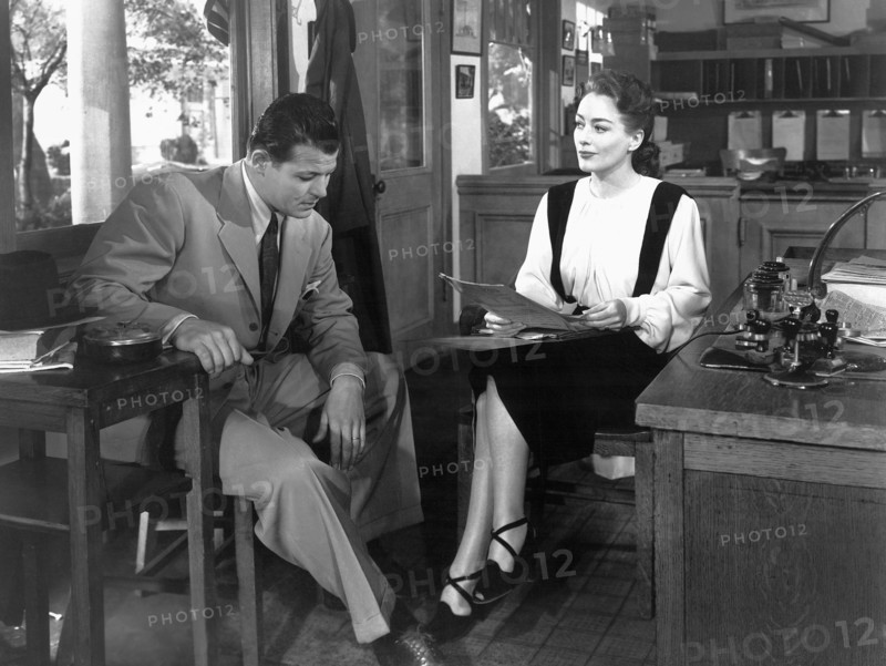 Jack Carson, Joan Crawford, on-set of the Film, "Mildred Pierce", 1945