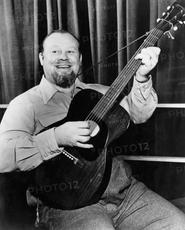 Burl Ives Playing Guitar, circa early 1950s