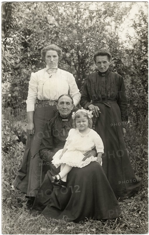 Generational Female Family Outdoor Portrait, Ohio, USA, circa 1910
