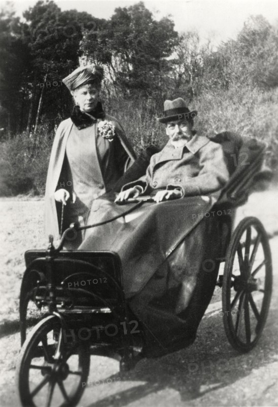 King George V with Queen Mary While Recovering from Illness at Craigweil House, Aldwick, Sussex, England, Postcard, 1929