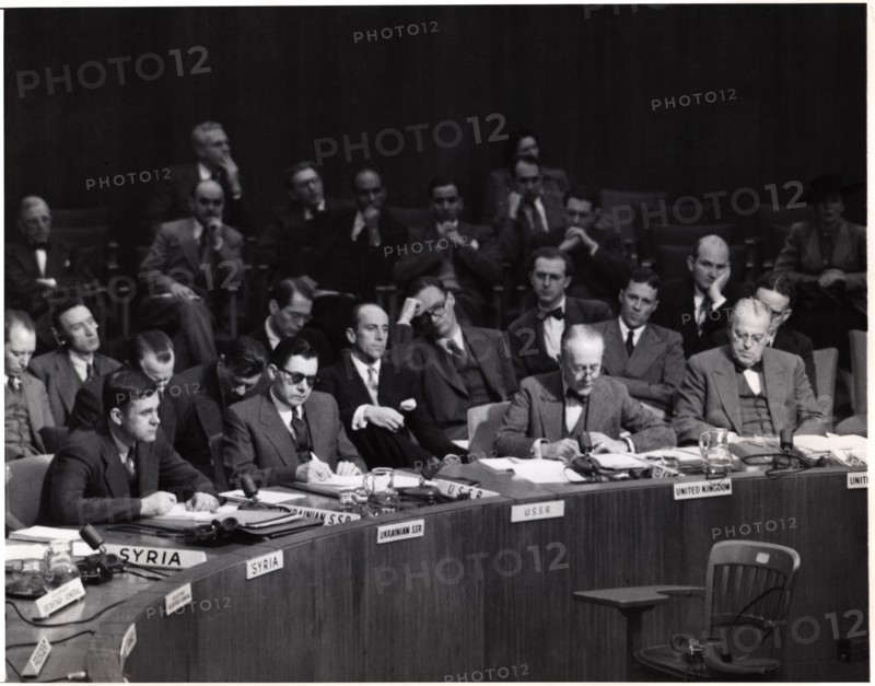 U.N. Delegate Sir Alexander Cadogan of Great Britain Offers Arms Embargo, United Nations, Lake Success, New York, USA, May 27, 1948