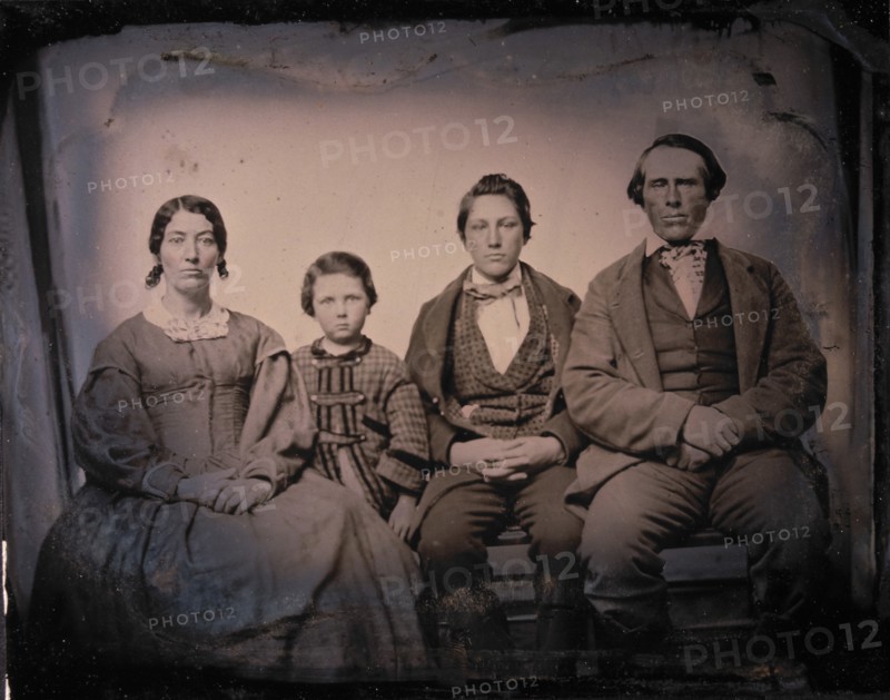 Family Portrait, Parents with Two Children, Daguerreotype, circa 1850's
