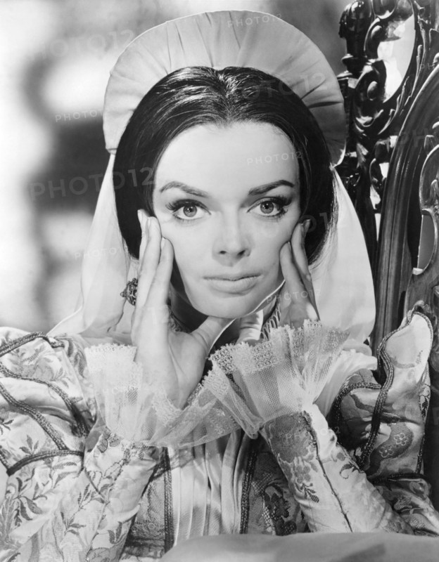 Barbara Steele, on-set of the Film "The Pit and the Pendulum", 1961