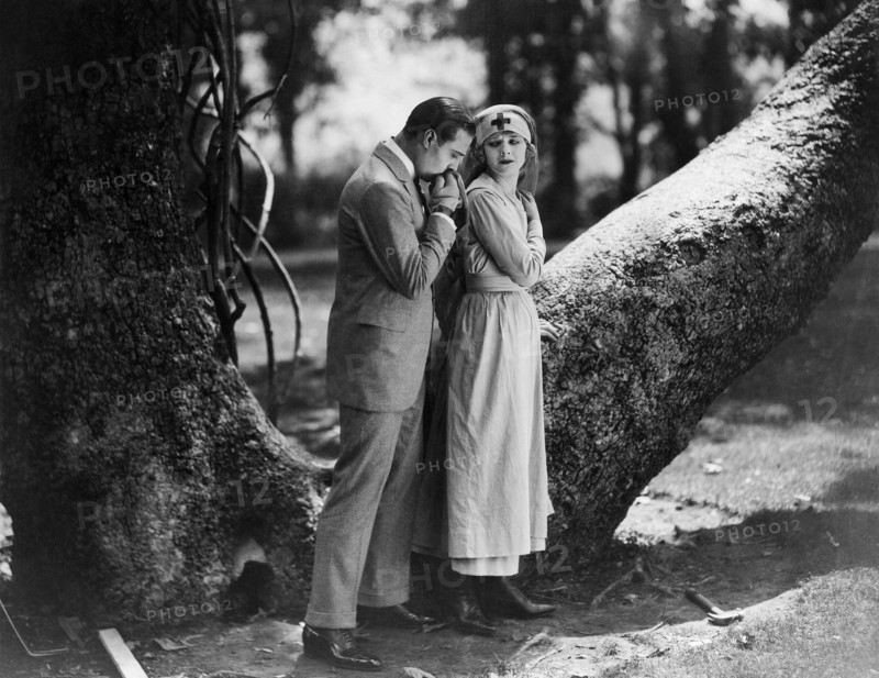 Rudolph Valentino, Alice Terry, on-set of the Silent Film "The Four Horsemen of the Apocalypse", 1921