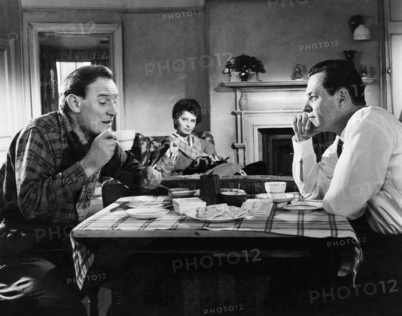 Trevor Howard, Sophia Loren, William Holden, on-set of the Film "The Key", 1958