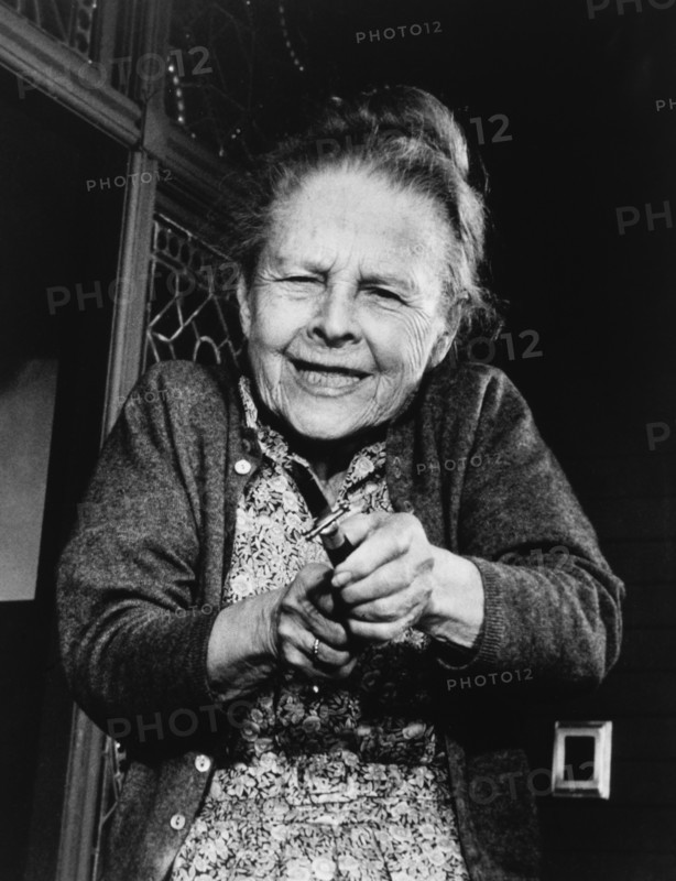 Ruth Gordon, on-set of the Film "Scavenger Hunt", 1979