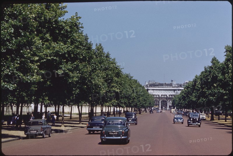 Cars on the Mall, London, England, UK, 1960