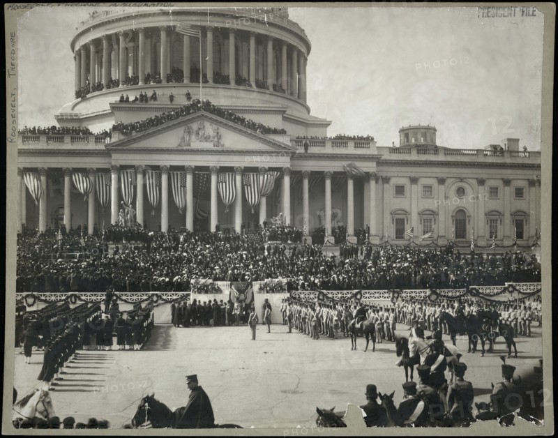 Chief Justice Melville W. Fuller Administering the oath of office to U.S. President Theodore Roosevelt, East Portico of U.S. Capitol Building, Washington DC, USA, March 4, 1905