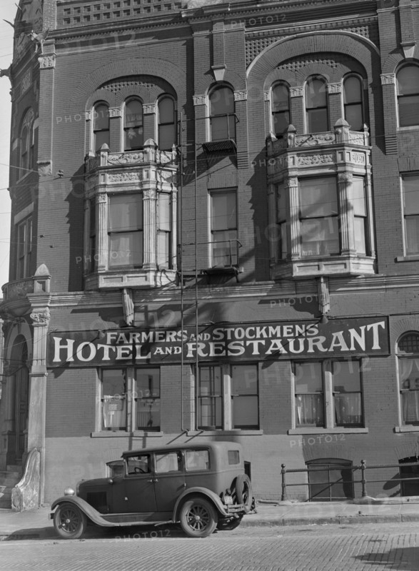 Stockmen's Hotel, South Omaha, Nebraska, USA, John Vachon, Farm Security Administration, November 1938