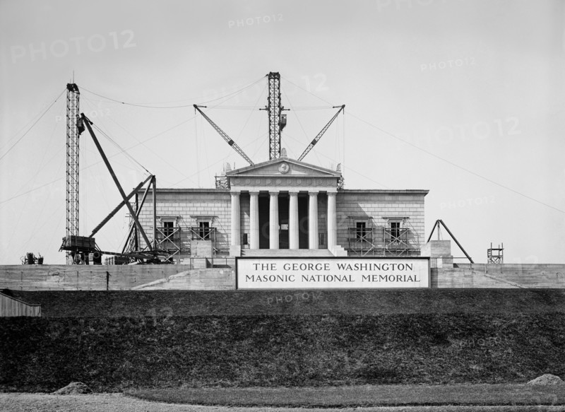 George Washington Masonic National Memorial under Construction, Alexandria, Virginia, USA, Harris & Ewing, 1925
