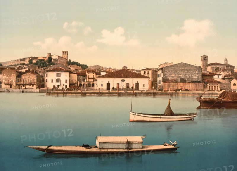 General View, Desenzano, Lake Garda, Italy, Photochrome Print, Detroit Publishing Company, 1900