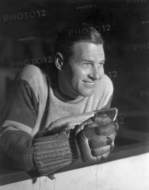 Actor Richard Arlen, Publicity Portrait in Hockey Uniform, Paramount Pictures, 1933