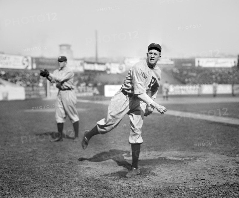 Grover Cleveland Alexander, Major League Baseball Player, Philadelphia Phillies, Half-Length Portrait, Bain News Service, 1911