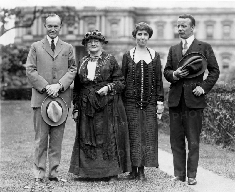 U.S. President Calvin Coolidge (left), Mary Harris Jones "Mother" Jones, Grace Coolidge and Theodore Roosevelt, Jr., Full-Length Portrait, Washington, D.C., USA, 1924