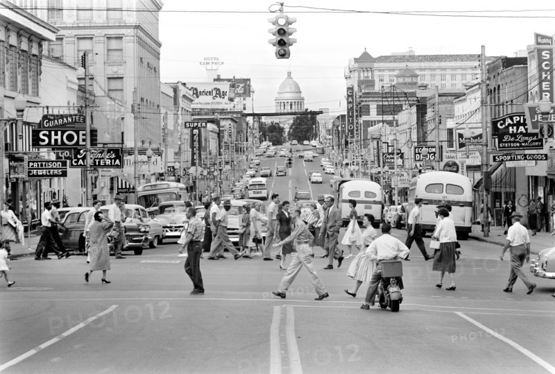 Street Scene with State Capitol Building in Background, Little Rock, Arkansas, USA, photograph by Thomas J. O'Halloran, September 1958