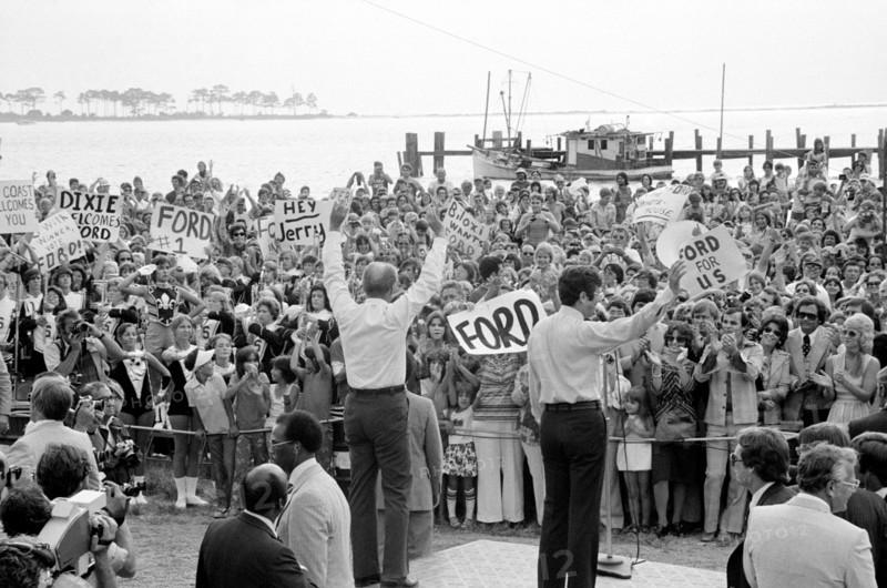U.S. President Gerald Ford waving to Crowd at  Campaign Stop, Biloxi, Mississippi, USA, photograph by Thomas J. O'Halloran, September 1976