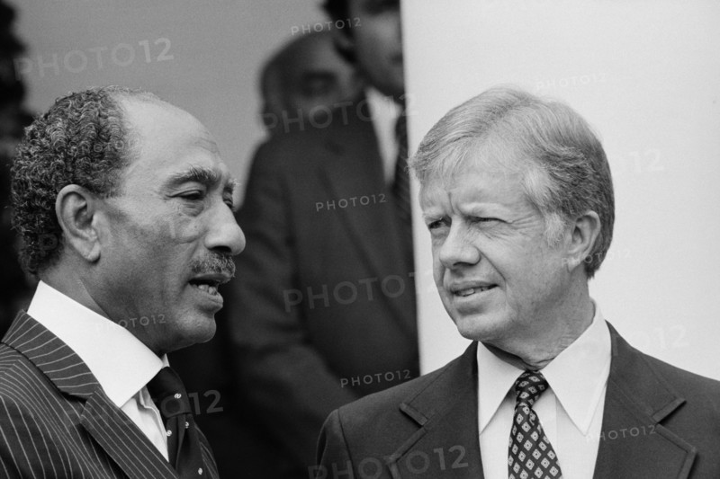 U.S. President Jimmy Carter welcomes Egyptian President Anwar Sadat at the White House, Washington, D.C., USA, photographer Marion S. Trikosko, Warren K. Leffler, April 8, 1980