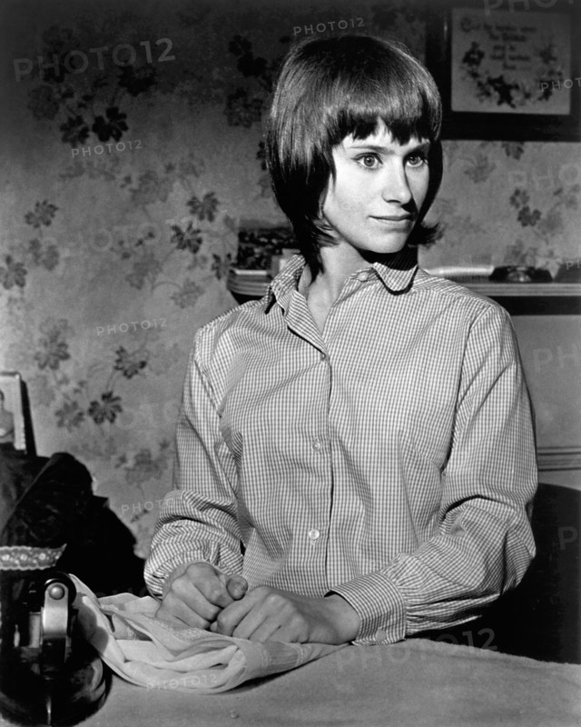 Rita Tushingham, on-set of the British Film, "The Girl with Green Eyes", United Artists, Lopert Pictures, 1964