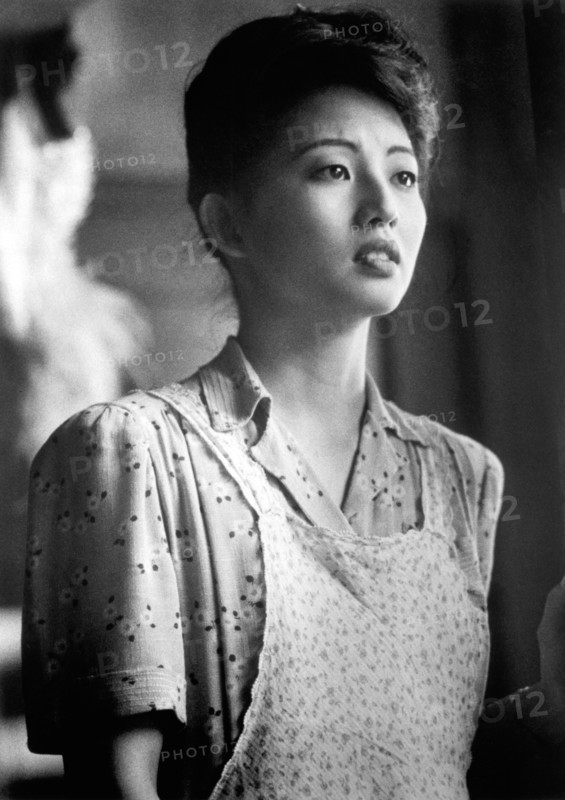 Tamlyn Tomita, on-set of the Film, "Come See the Paradise", Photo by Merrick Morton, 20th Century-Fox, 1990